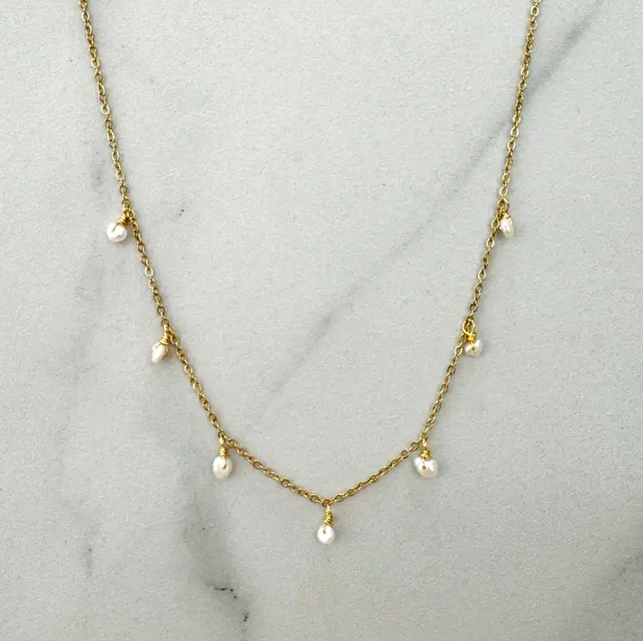Minimal Bohem Necklace with Pearls