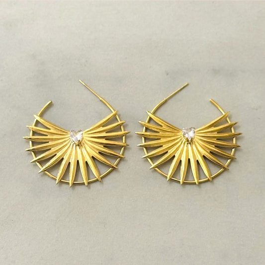 Cassette - Honny Earrings W Heart Shaped Stones