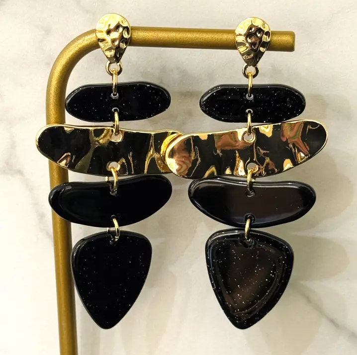 Chiri Dangle Earrings