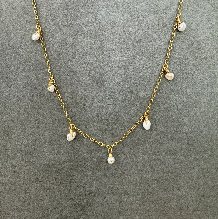Minimal Bohem Necklace with Pearls