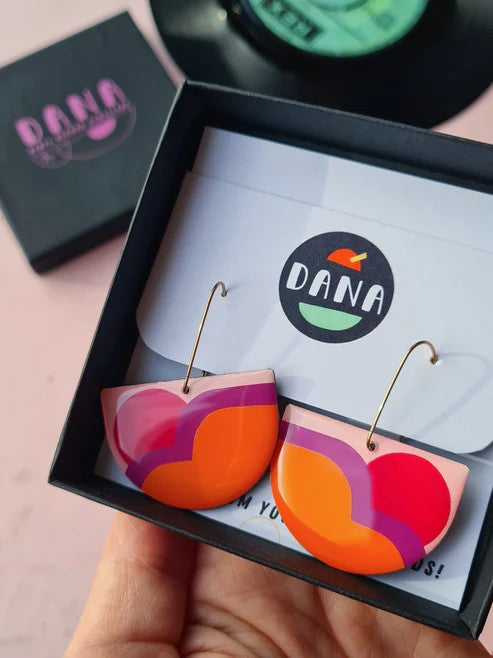 Dana - SUZY Earrings in Orange, Purple and Pink